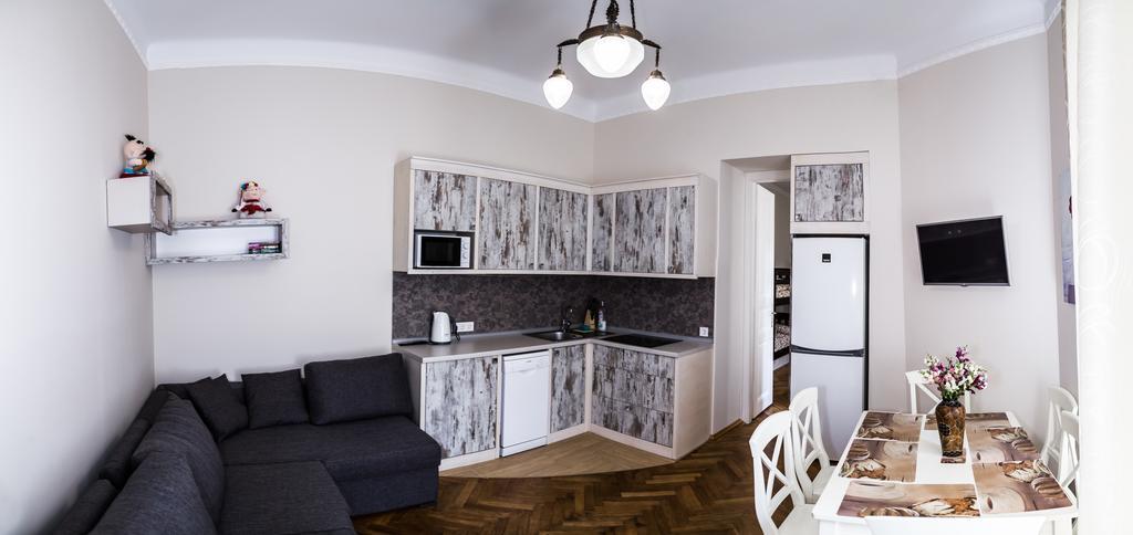 Apartments White House Lviv Quarto foto